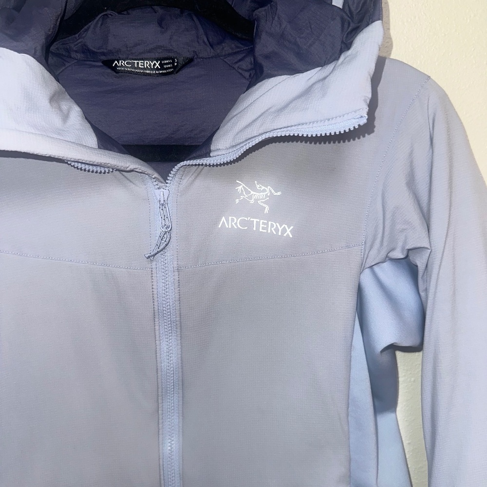 Women’s arcteryx atom